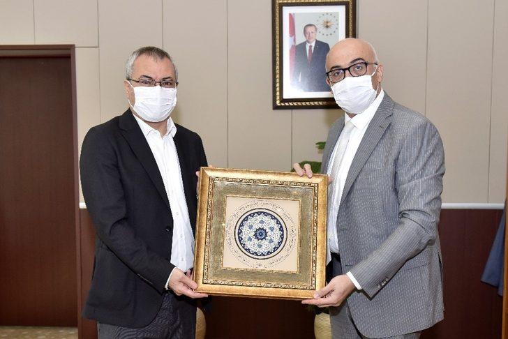 Vali Deniz Rektör Ataç ve Başkan Çerçi’ye veda etti G1