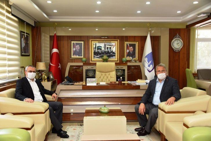 Vali Deniz Rektör Ataç ve Başkan Çerçi’ye veda etti G2