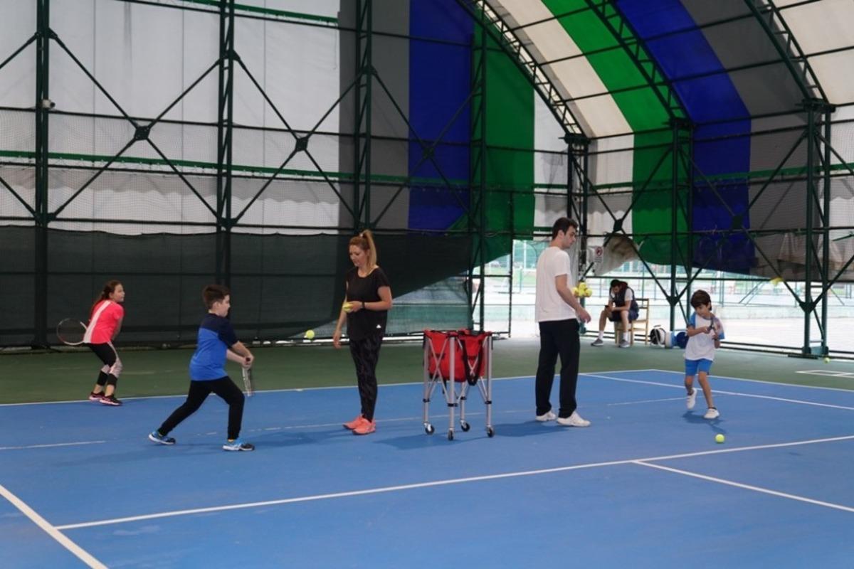 &Ccedil;orlu&rsquo;da tenis kortları tekrar a&ccedil;ıldı