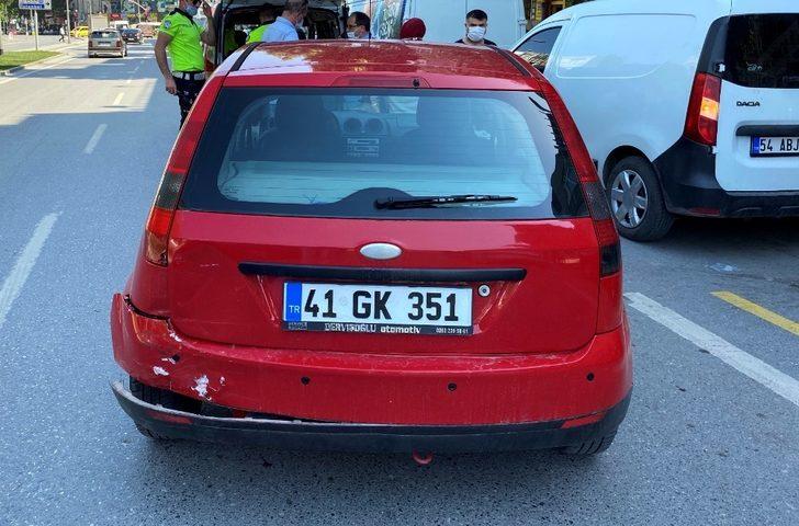 Atatürk Bulvarı’nda 3 araçlı zincirleme kaza G2