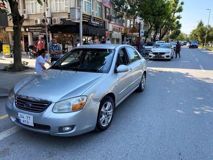 Atatürk Bulvarı’nda 3 araçlı zincirleme kaza G4