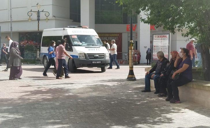 Kütahyalı vatandaşlar maske kuralına uyuyor G2