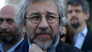 Can Dündar'a şok! Radyo ve sitesi erişime kapatıldı