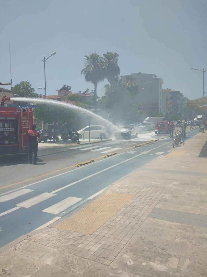 Muğla’da seyir halindeki otomobil yandı G3