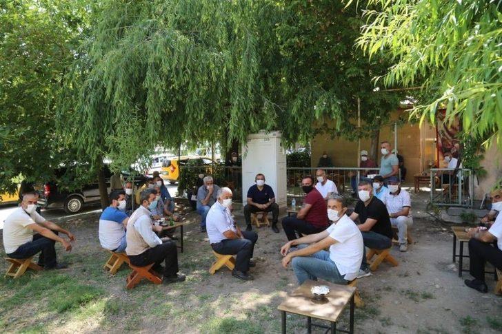 Tunceli Valisi Sonel, sokak sokak gezerek vedalaşmaya başladı G5