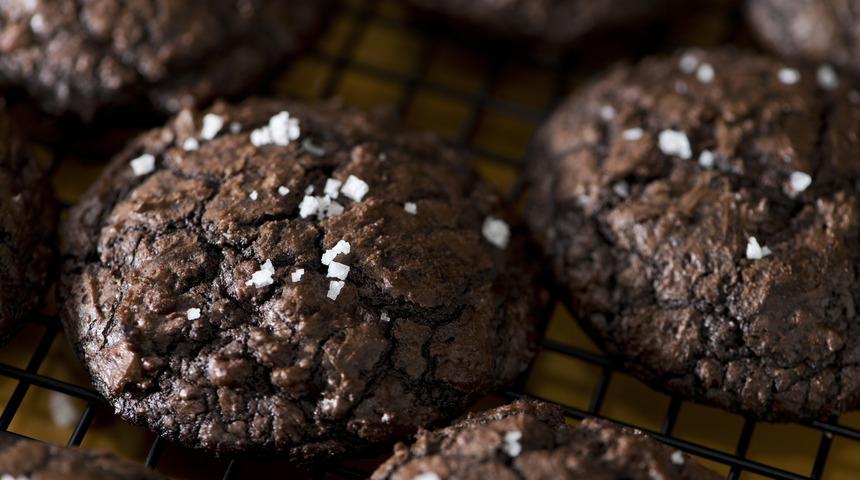 Brownie tadında ıslak kurabiye tarifi 