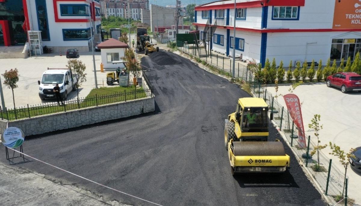 Altınordu&rsquo;da yollar asfalt konforuyla buluşmaya devam ediyor