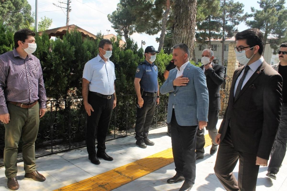 Vali Yazıcı&rsquo;dan Manyas&rsquo;a veda