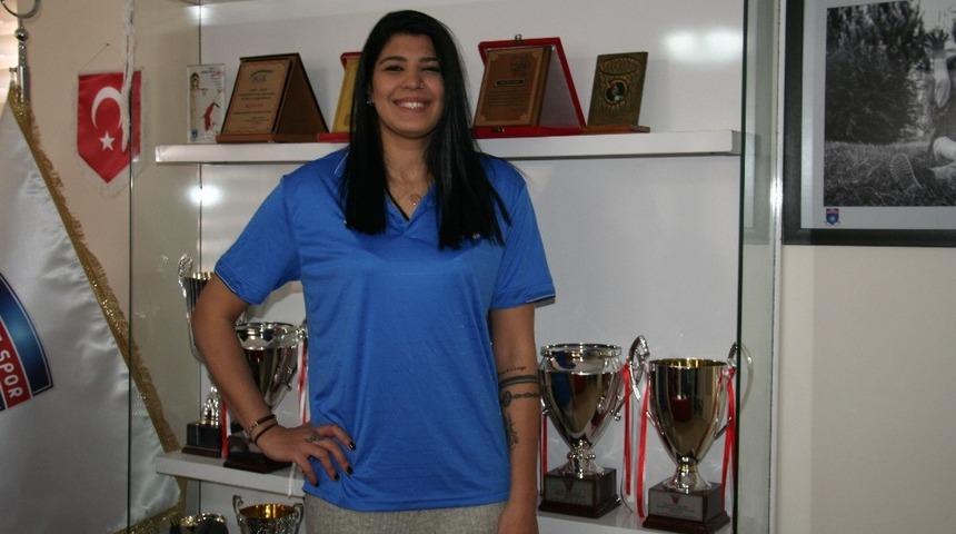 Galatasaray’da Işıl Alben’den sonra Tilbe Şenyürek de takımdan ayrıldı