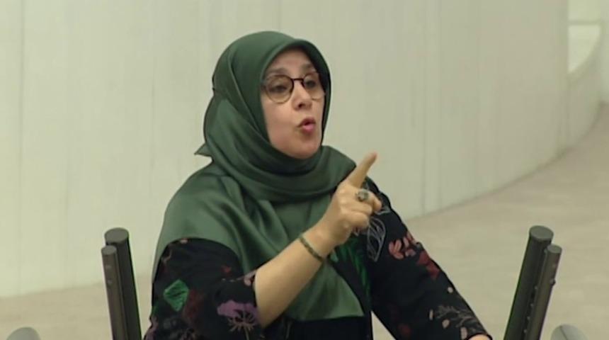 HDP İstanbul Milletvekili H&uuml;da Kaya'nın s&ouml;zleri Meclis'te b&uuml;y&uuml;k tepki &ccedil;ekti: Dağa gidip savaşamaz mıydık?