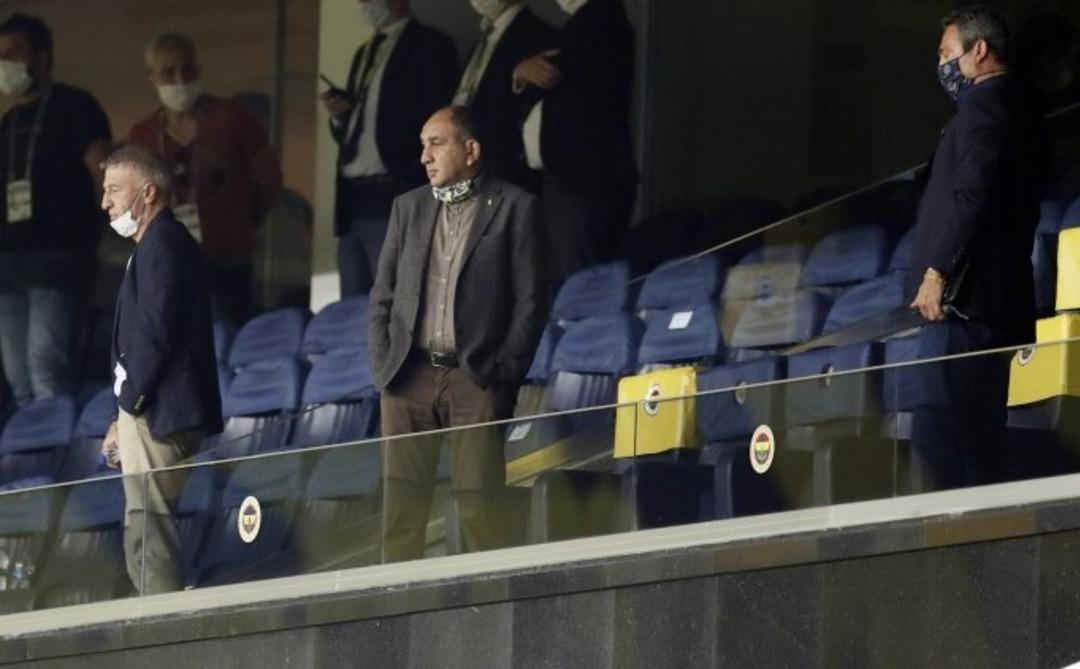 Ali Ko&ccedil;  Ahmet Ağaoğlu'nu tebrik etti