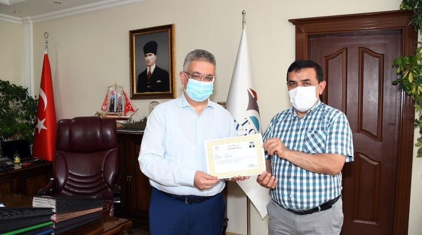 Vali Pekmez&rsquo;den teşekk&uuml;r belgesi