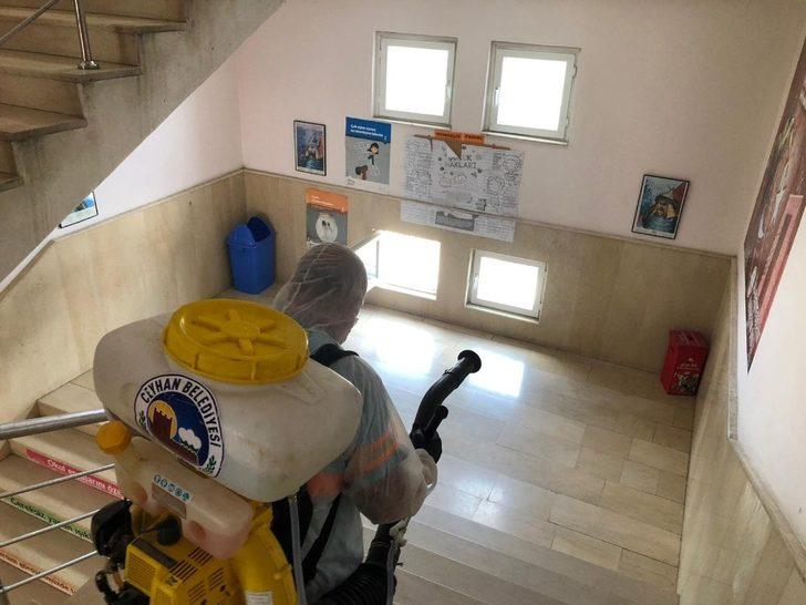 Ceyhan’da okullar sınavlar öncesi dezenfekte ediliyor G4