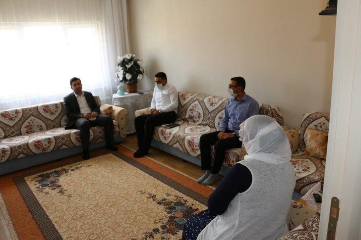 Kaymakam Köleoğlu’ndan hane ziyareti G3