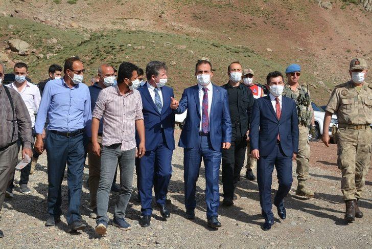 Hakkari-Van sınırında sıcak su sondajı G2