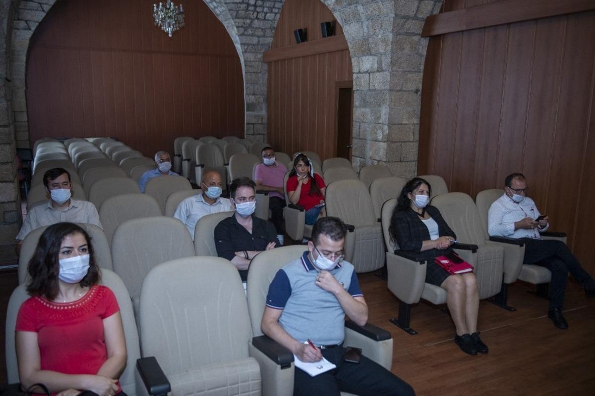 B&uuml;y&uuml;kşehir Belediyesi, yeni normalleşme s&uuml;recinde yol haritasını belirliyor