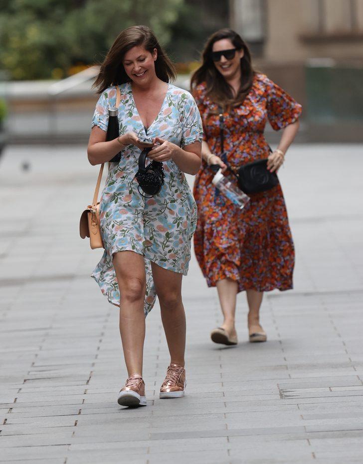 Kelly Brook'un işe dönüş sevinci  G3