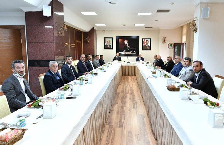 Kaymakam Polat’a veda yemeği G2