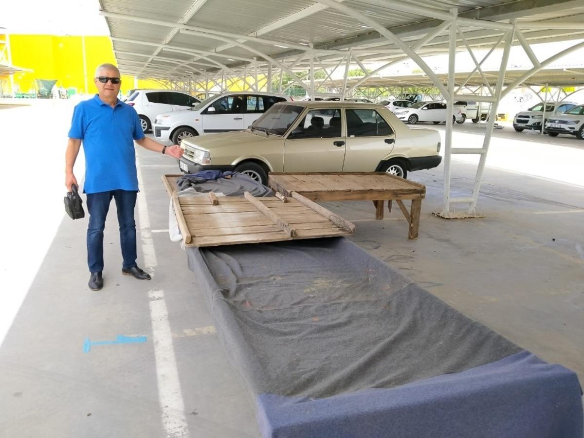 Cumhuriyet Mahallesi sakinlerinden, Başkan Atay&rsquo;a pazar yeri teşekk&uuml;r&uuml;