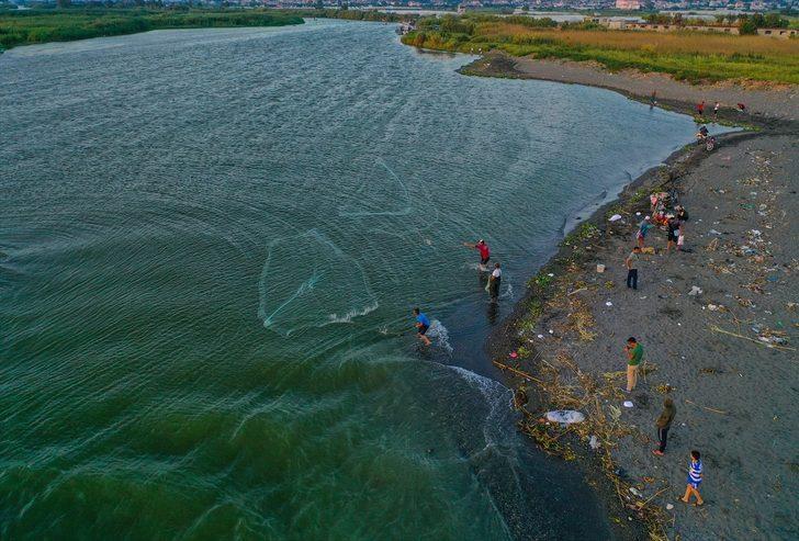 Asi Nehri’nin Akdeniz'le buluştuğu nokta balıkçıların uğrak yeri oldu G1