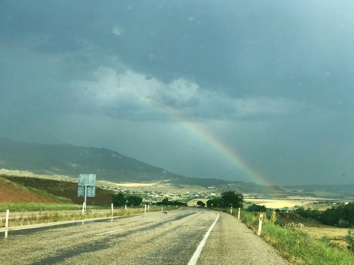 Kırıkkale&rsquo;de g&ouml;kkuşağı g&uuml;zelliği