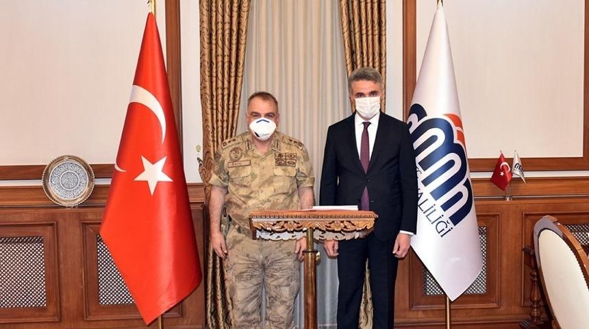 Jandarma Daire Başkanı Ko&ccedil;, denetleme i&ccedil;in Malatya&rsquo;da