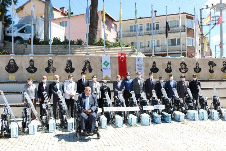 Vefa Sosyal Destek Grubuna "Ahde Vefa" yardımı G2