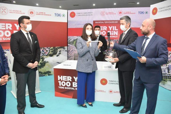 Şehzadeler’de TOKİ heyecanı yaşandı G5