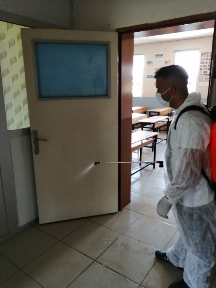 Kağızman’da LGS öncesi okullar dezenfekte ediliyor G3