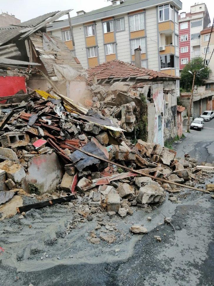 Eyüpsultan’da metruk binaların yıkımı devam ediyor G3