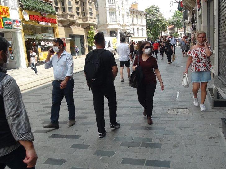 Taksim'de pes dedirten manzara! Uyarılara rağmen umursamadılar G5