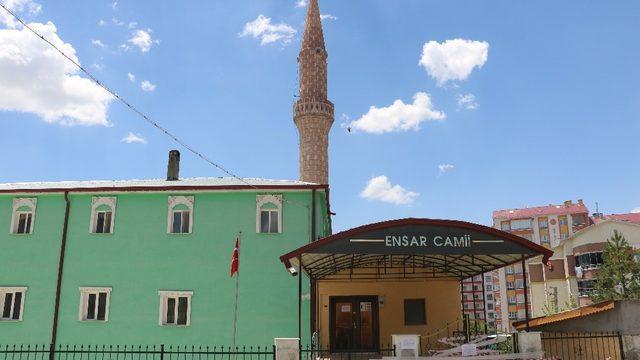 Sivas İl Müftülüğü 120 camiyi haşerelere karşı ilaçlayacak
