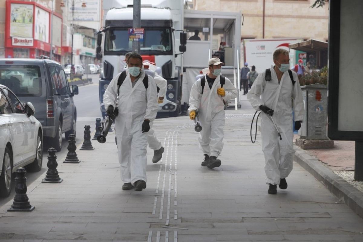 Nevşehir Belediyesi korona vir&uuml;se karşı tedbirleri elden bırakmıyor