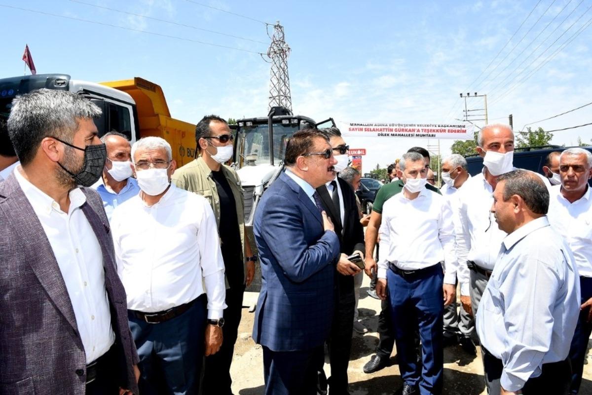 Malatya B&uuml;y&uuml;kşehir Dilek Mahallesi&rsquo;nin yol sorununu &ccedil;&ouml;z&uuml;yor