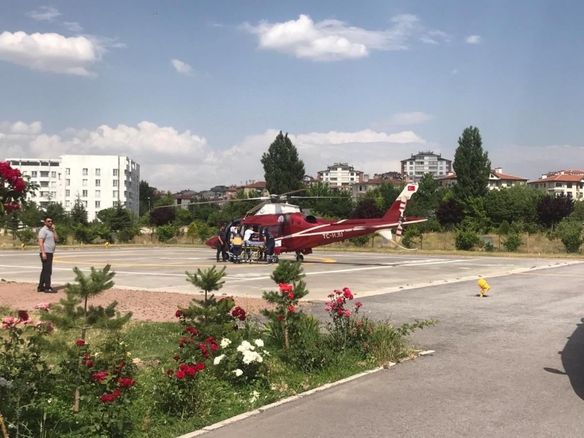 Kalp yetmezliği olan hasta, ambulans helikopterle Kayseri&rsquo;ye getirildi