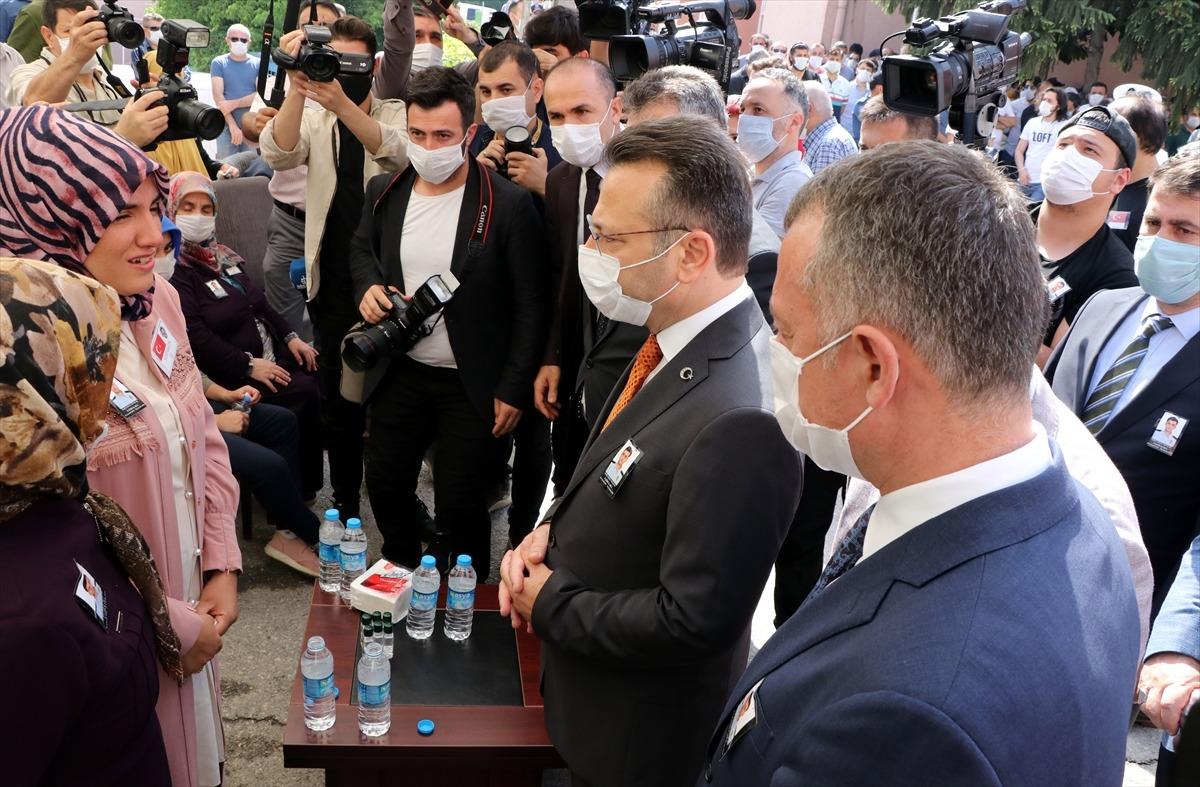 Kocaeli'de trafik kazasında şehit olan polis memuru Malatya'da son yolculuğuna uğurlandı