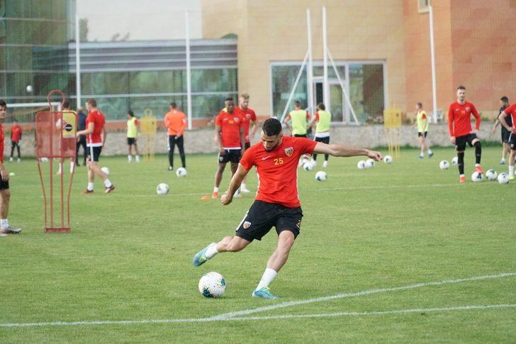 Kayserispor’da hazırlıklar devam ediyor G4