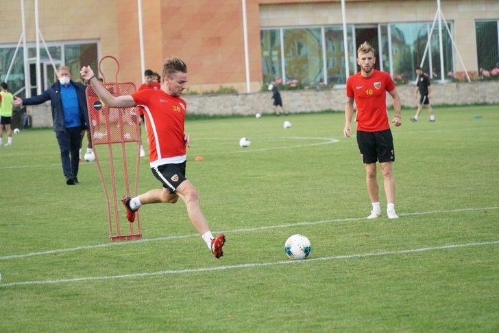 Kayserispor’da hazırlıklar devam ediyor G5