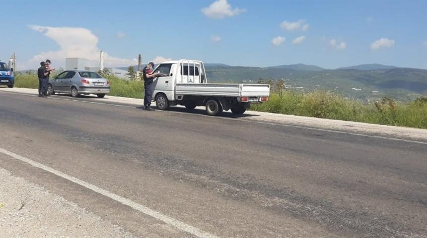 Balıkesir&rsquo;de jandarma 20 aranan şahsı yakaladı