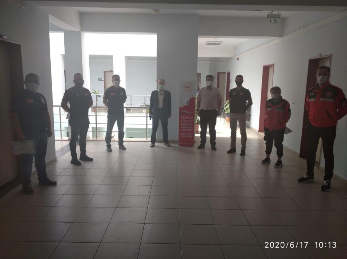 Pandemide destek olan STK&rsquo;lara teşekk&uuml;r belgesi verildi