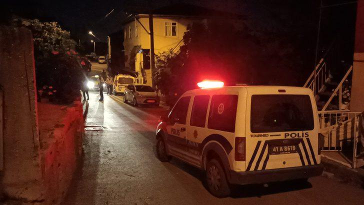 Evinin balkonunda tabancayla intihara kalkıştı, polis ikna etti G3