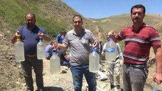 Böbrek taşına iyi geldiği iddia edilen suya inceleme! Uzmanı uyardı