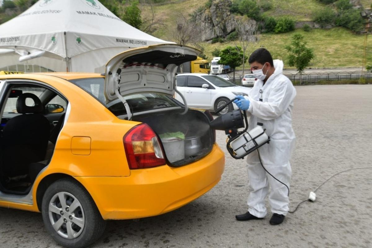 Mamak&rsquo;ta dezenfekte &ccedil;alışmaları hız kesmiyor