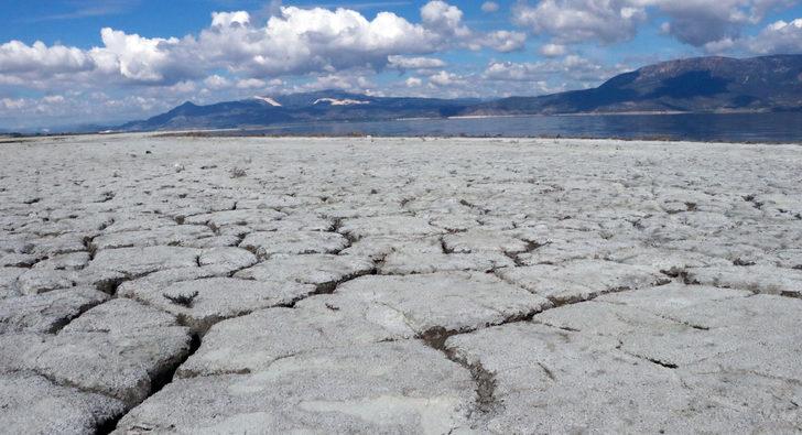 Kuruyan Burdur Gölü'nün feryadı: Ölüyorum G4