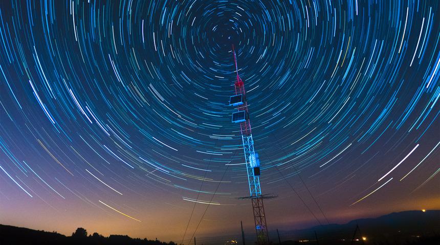 Derin uzaydan d&uuml;zenli sinyal keşfedildi!
