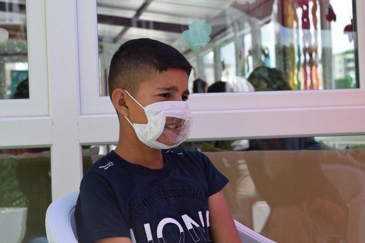 Özel çocuklara, özel maskeyle eğitim G5