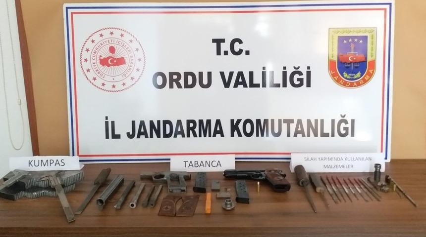 Ordu&rsquo;da yasa dışı silaha ge&ccedil;it yok: 5 g&ouml;zaltı
