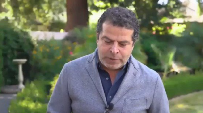 Sosyal medya bunu konuşuyor! C&uuml;neyt &Ouml;zdemir'den &ccedil;ok sert tepki: Bunlar vasat gazeteci değil aynı zamanda gerizekalı