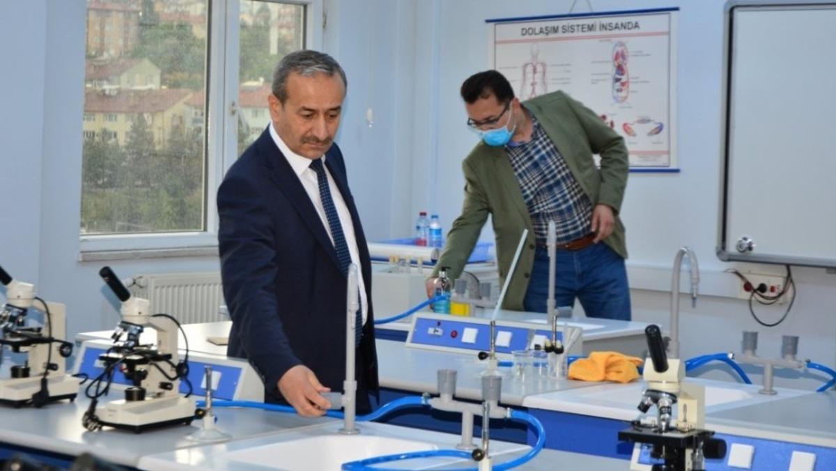 İl Mill&icirc; Eğitim M&uuml;d&uuml;r Vekili, Akbaş, Fen Lisesinde incelemelerde bulundu