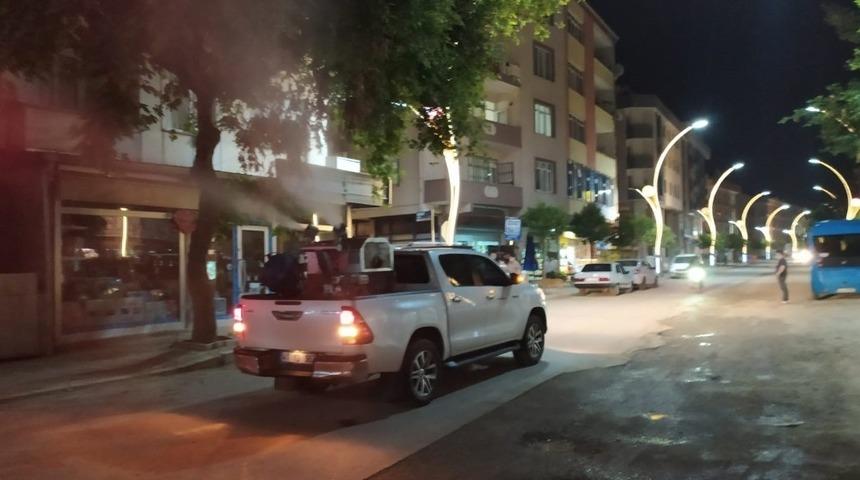 Darıca Belediyesi sivrisinekle m&uuml;cadeleye hız verdi